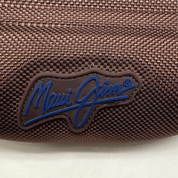 Maui Jim Polarized 3M Black Sunglasses with Floral Case - Picture 2 of 7